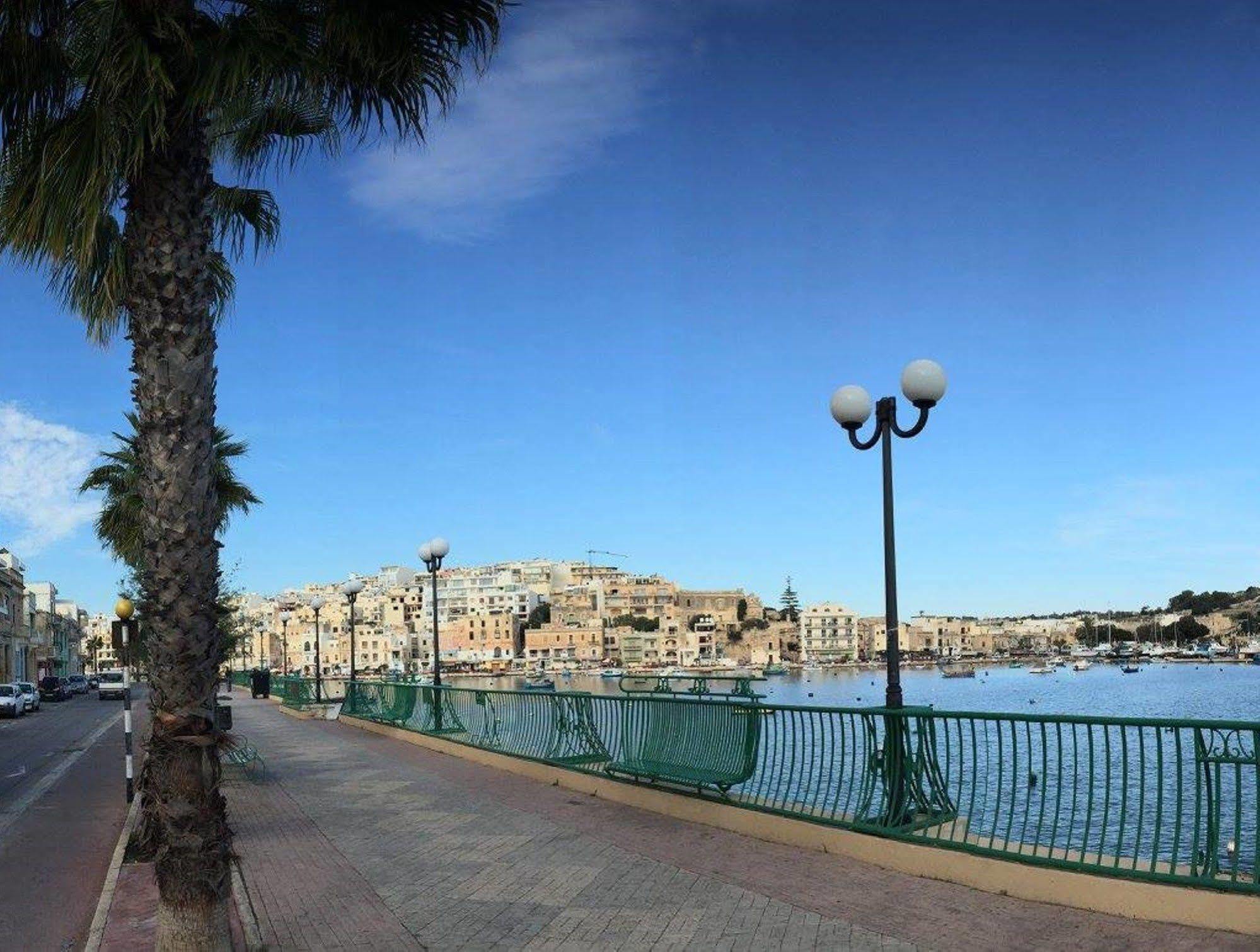 Akwador Guest House Marsaskala Eksteriør billede