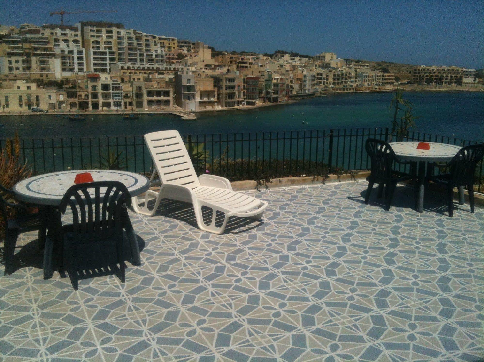 Akwador Guest House Marsaskala Eksteriør billede